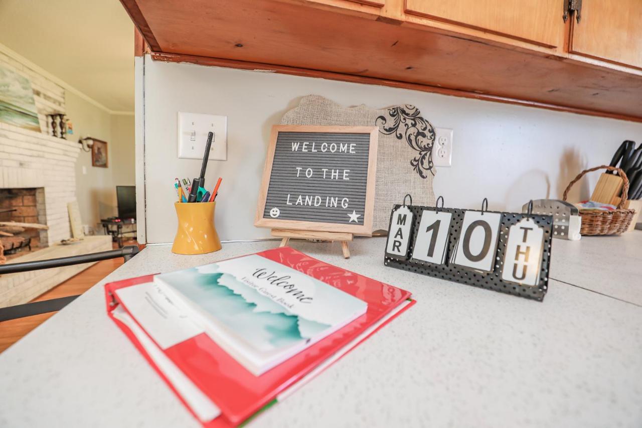 Spacious Home With Waterfront View-Welcome Pets Sneads Ferry ภายนอก รูปภาพ